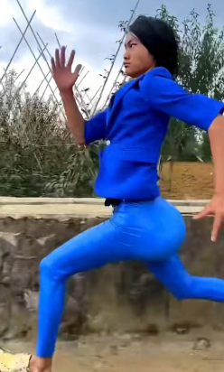 妖姬酷跑游戏